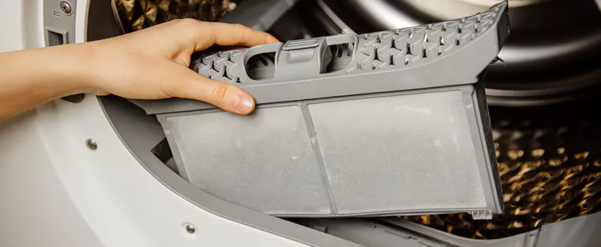 Signs Of A Clogged Dryer Lint Trap in Hollywood, Florida